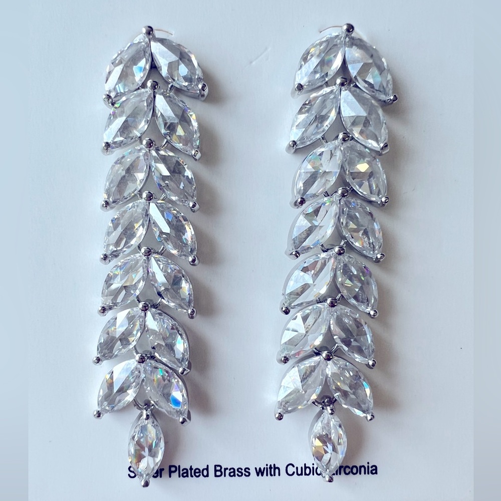 NWT Gemelli Silver Plated Brass Cubic Zirconia Leaf Dangle Drop Earrings